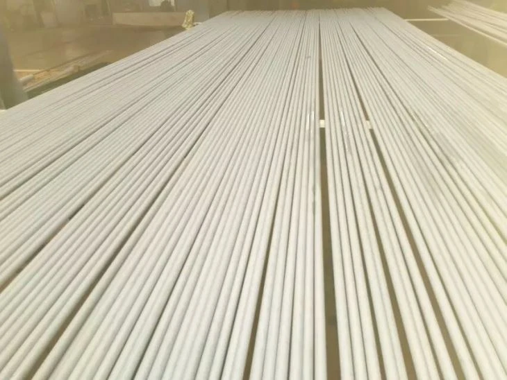 ASTM A 213 TP 304 H Dikişsiz Borular
