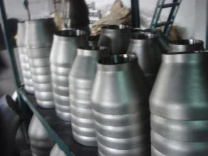 Çin ASME B16.9 MSS-SP43 75 Paslanmaz Çelik 321H ASTM A403 UNS S32109 Butt Kaynaklı Boru Bağlantı Parçaları